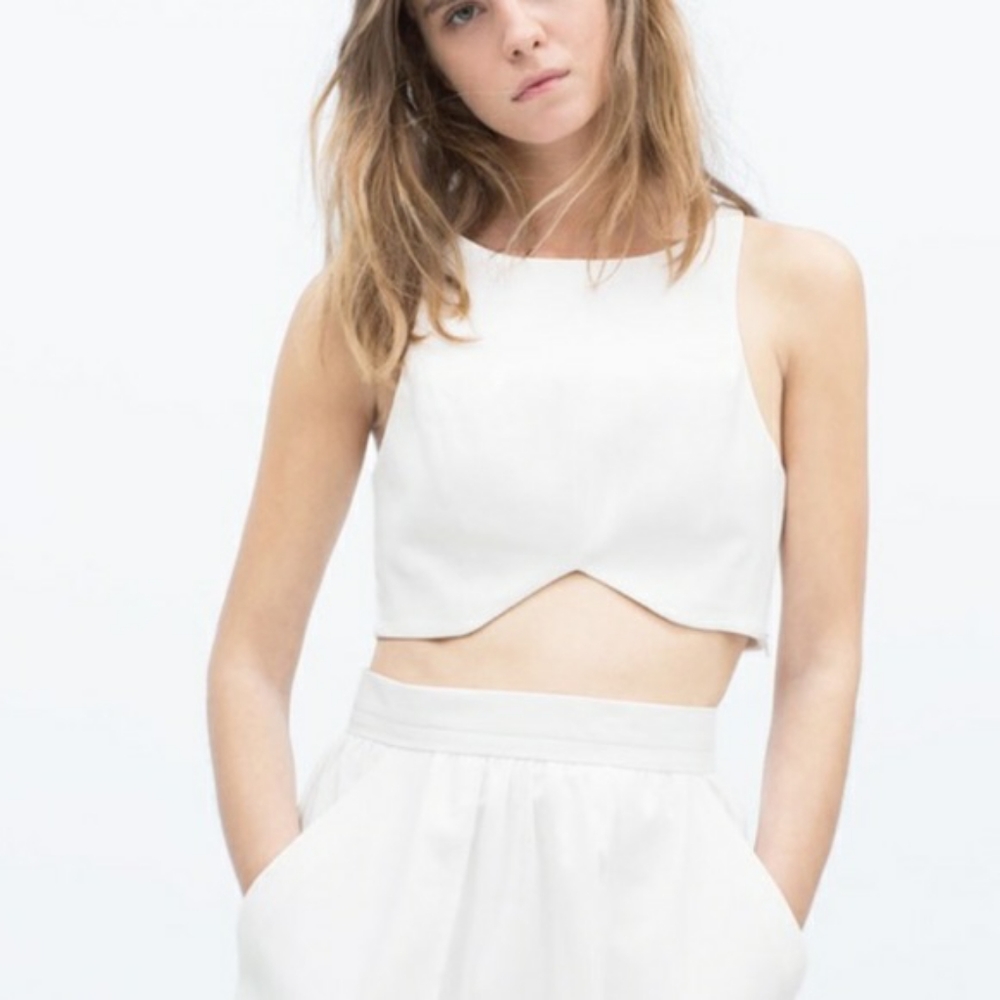 Zara Scallop Structured Crop Top